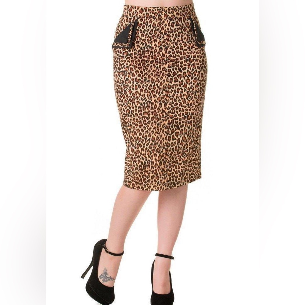 Leopard-Print Pencil Skirt in Brown